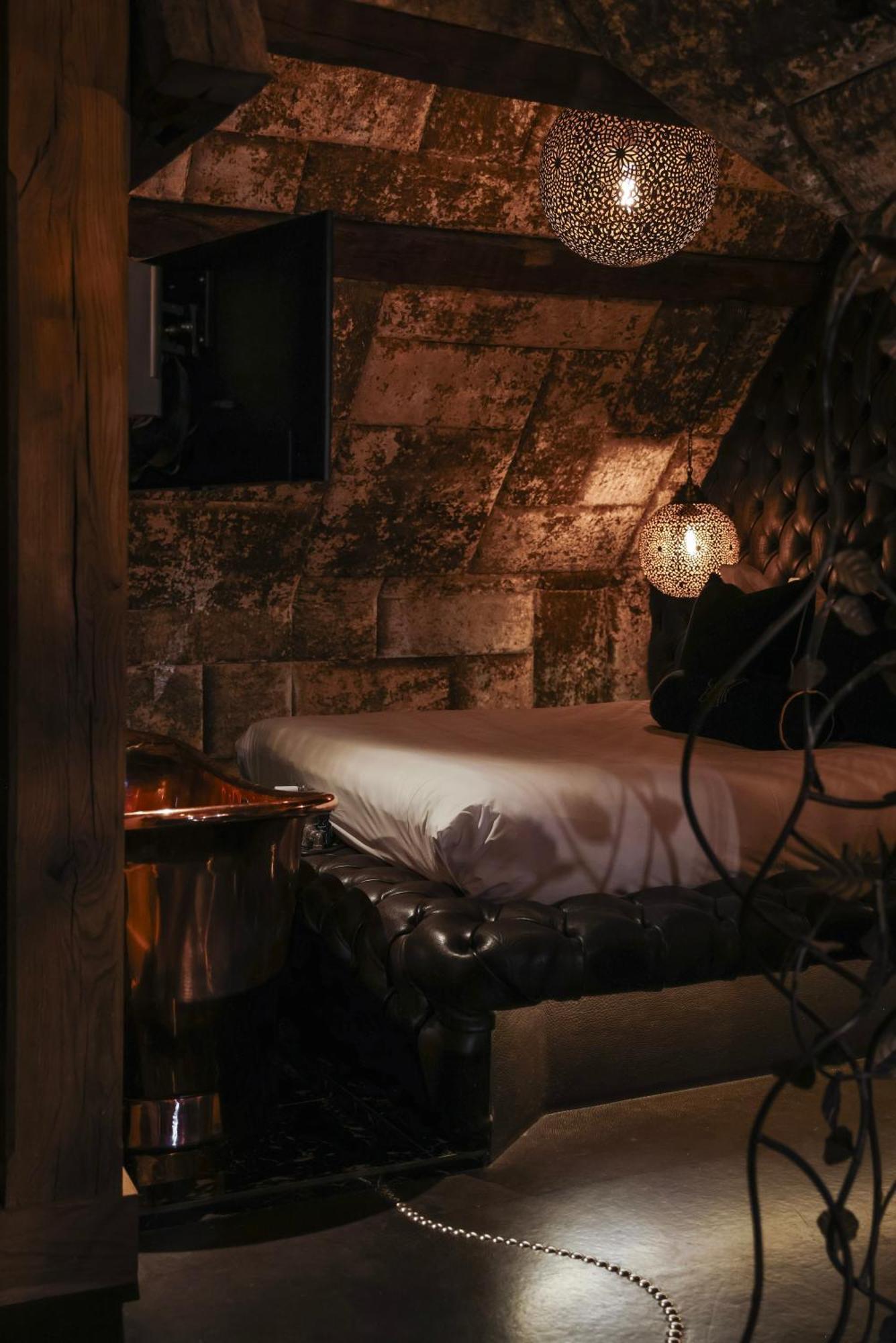 Hotel Crazy Bear Beaconsfield Zewnętrze zdjęcie