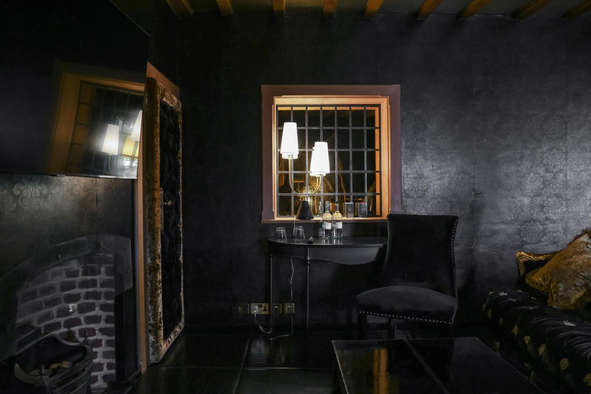 Hotel Crazy Bear Beaconsfield Zewnętrze zdjęcie