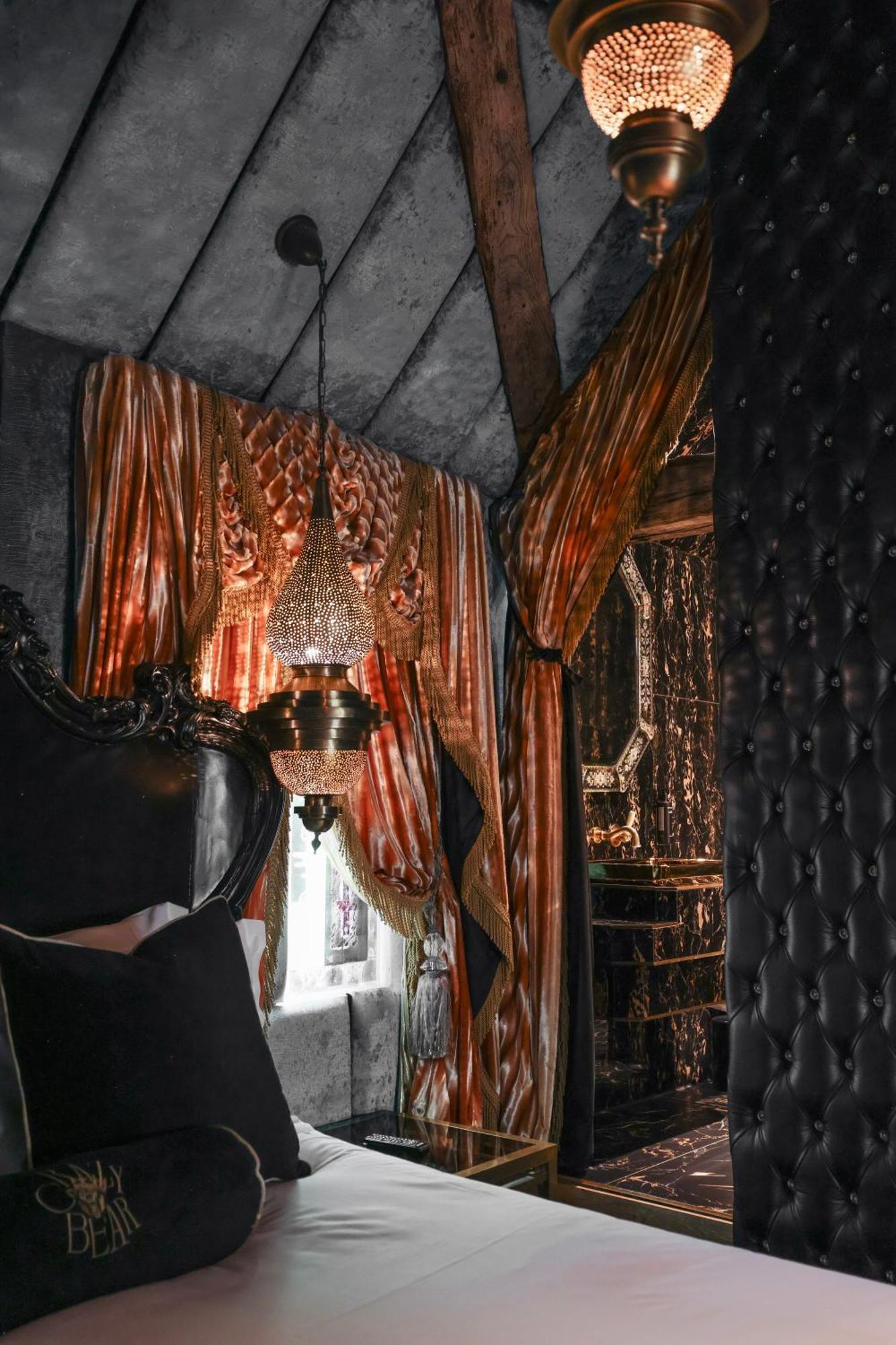 Hotel Crazy Bear Beaconsfield Zewnętrze zdjęcie