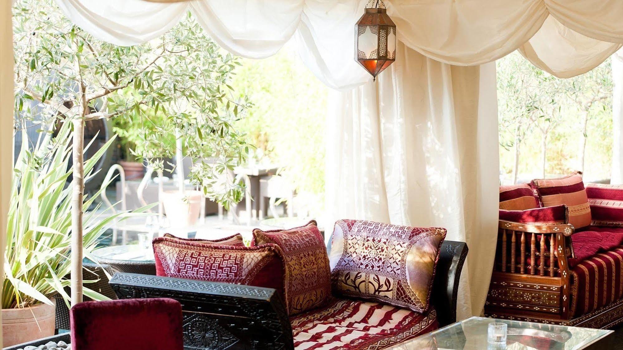 Hotel Crazy Bear Beaconsfield Zewnętrze zdjęcie A Moroccan interior